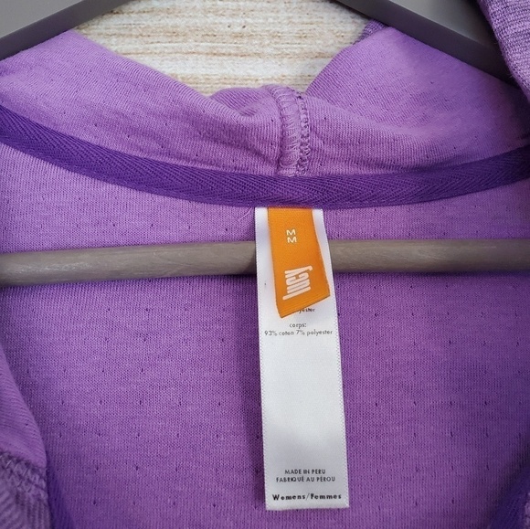 Lucy - Picture 3 of 4